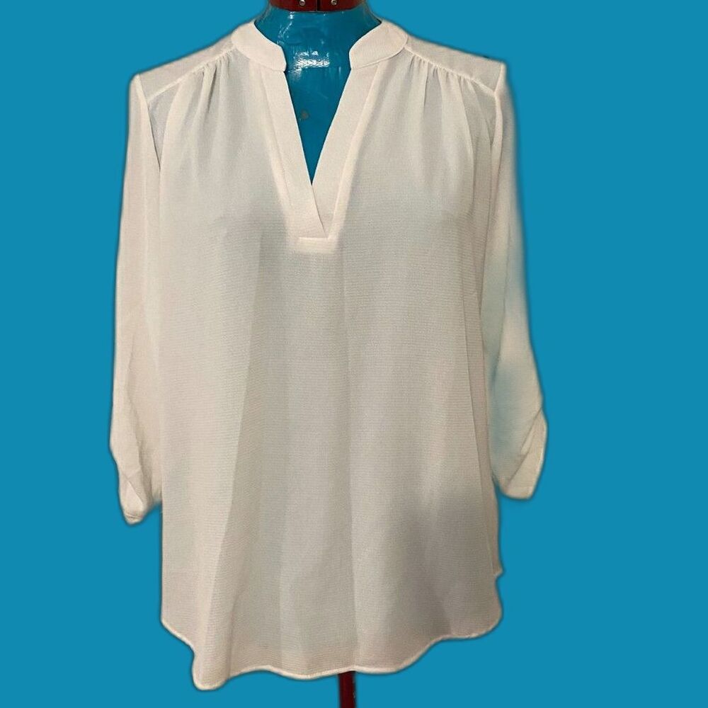 entro Three Quarter Sleeve V-neck Women Top Size M
